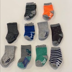 OshKosh B’Gosh 3-12 month socks